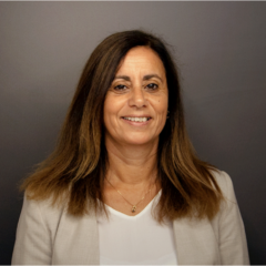 Portrait Djamila  Kartnaller